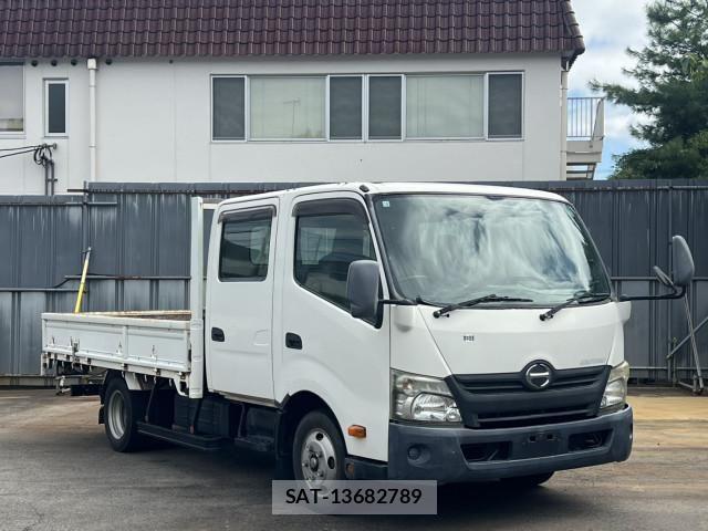 Hino DUTRO 2011-12 8524553-1