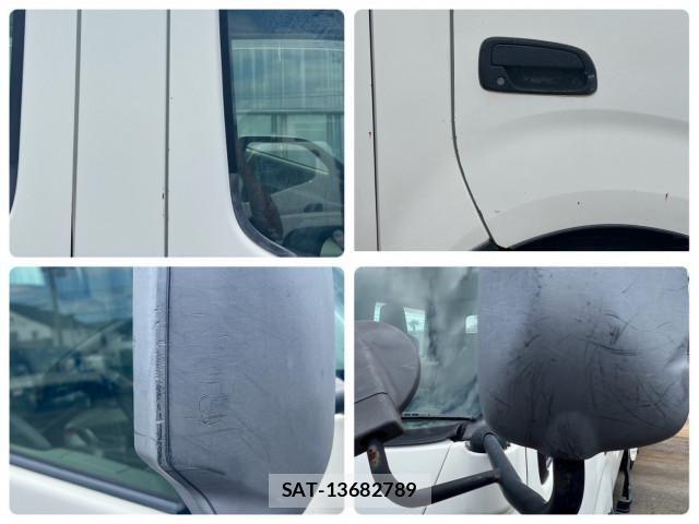 Hino DUTRO 2011-12 8524553-20
