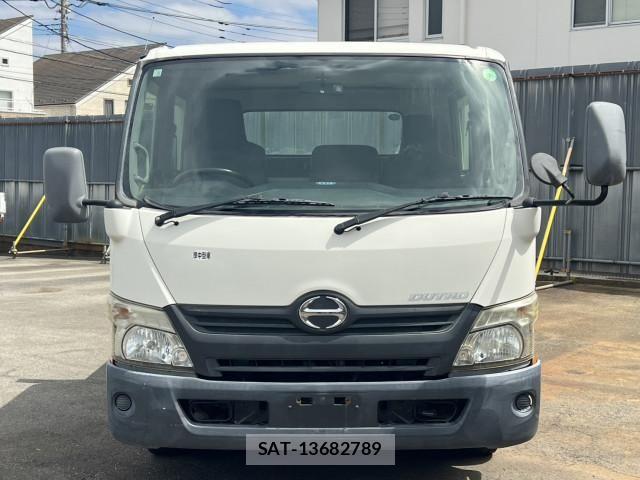 Hino DUTRO 2011-12 8524553-4