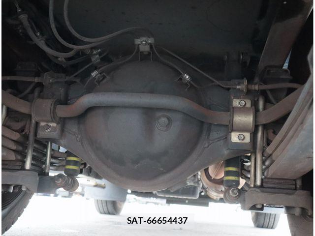 Hino DUTRO 2017-12 8524536-21
