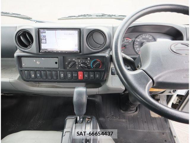 Hino DUTRO 2017-12 8524536-23