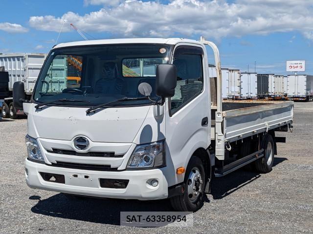 Hino DUTRO 2019-09 8524517-0