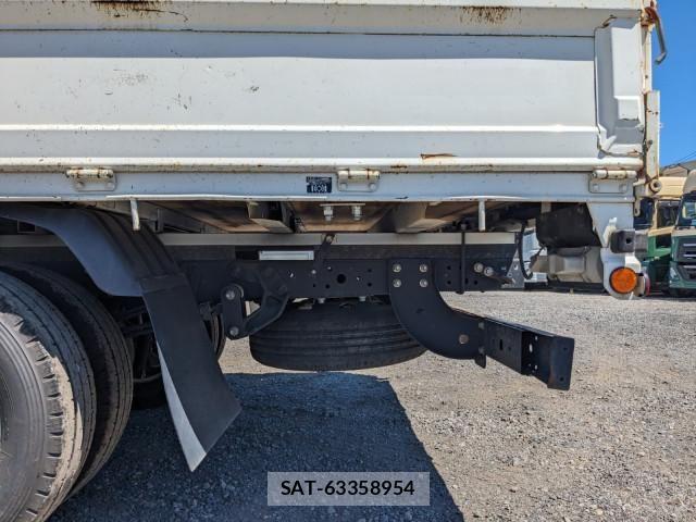 Hino DUTRO 2019-09 8524517-15