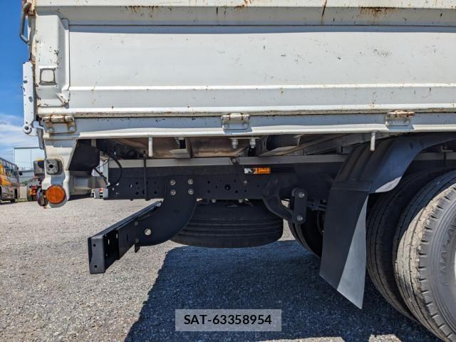 Hino DUTRO 2019-09 8524517-24