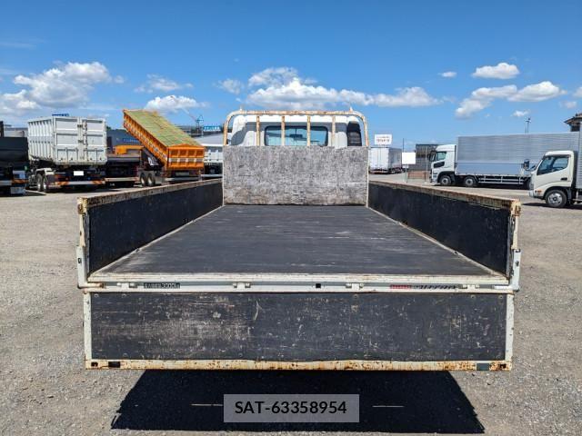 Hino DUTRO 2019-09 8524517-7