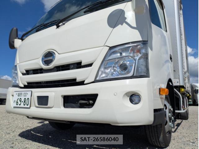 Hino DUTRO 2024-08 8524463-4