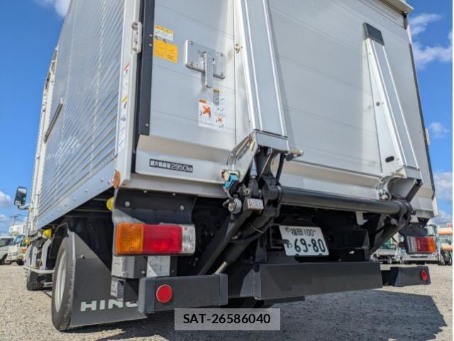 Hino DUTRO 2024-08 8524463-6