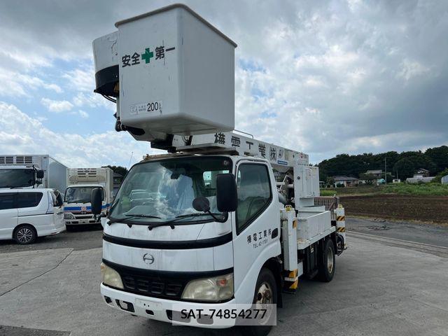 Hino DUTRO 2005-03 8524576-0
