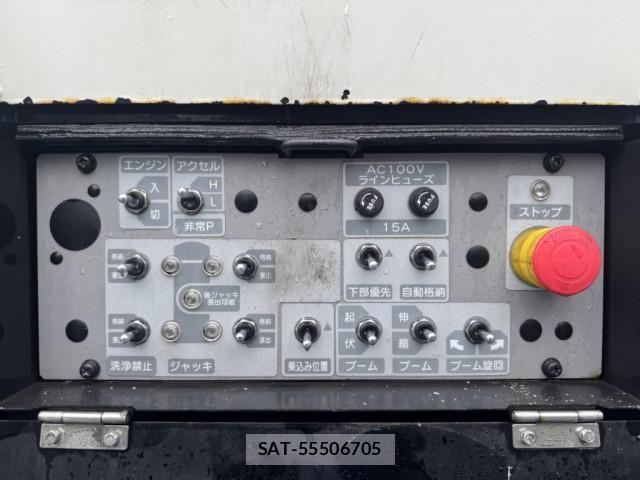 Hino DUTRO 2018-03 8524538-13