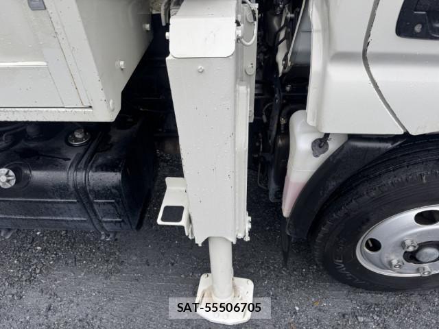Hino DUTRO 2018-03 8524538-19