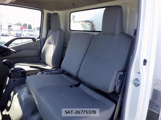 Hino DUTRO 2019-03 8524477-14