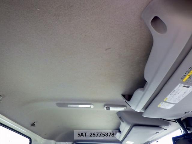 Hino DUTRO 2019-03 8524477-21