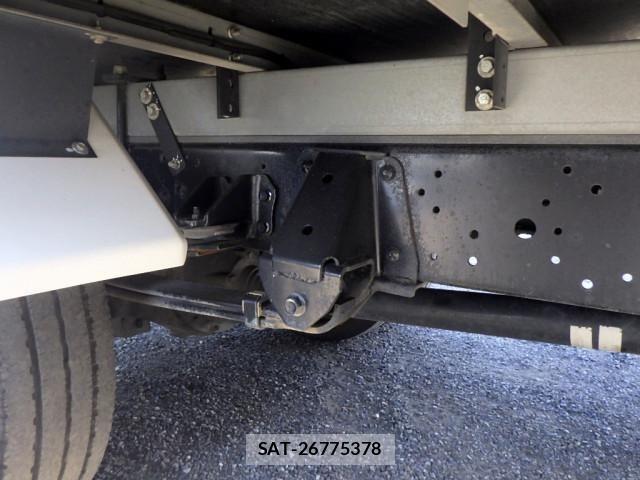 Hino DUTRO 2019-03 8524477-25