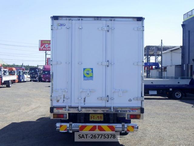 Hino DUTRO 2019-03 8524477-5