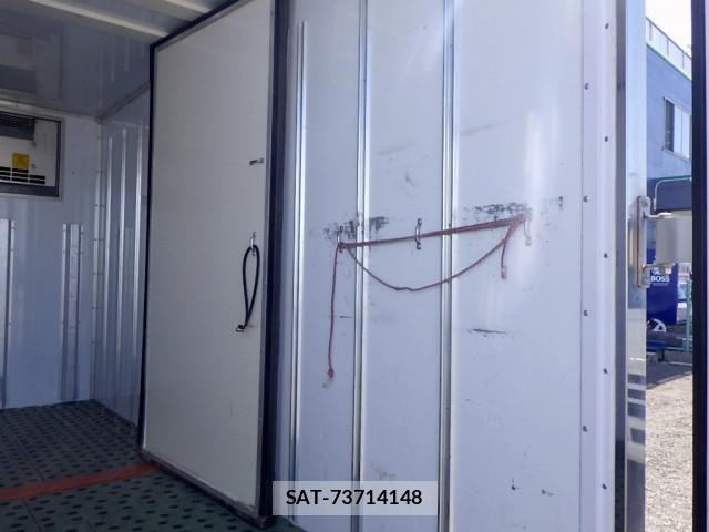 Hino DUTRO 2020-03 8524483-17