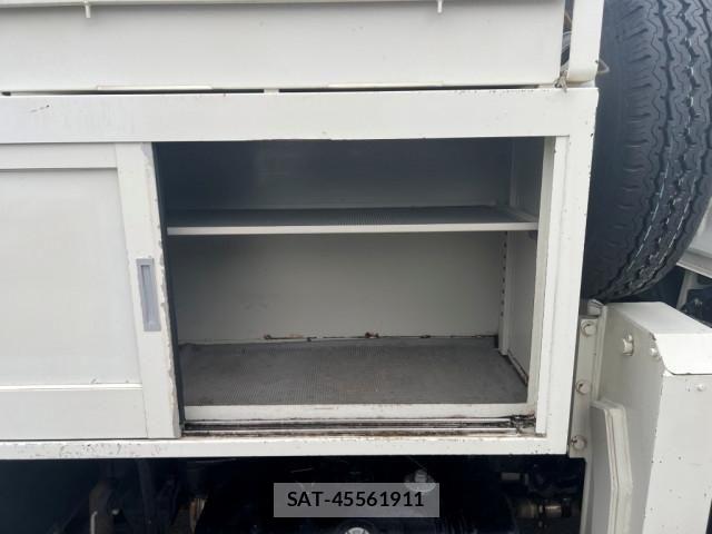 Hino DUTRO 2018-03 8524543-9