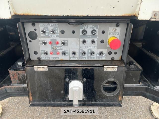 Hino DUTRO 2018-03 8524543-12