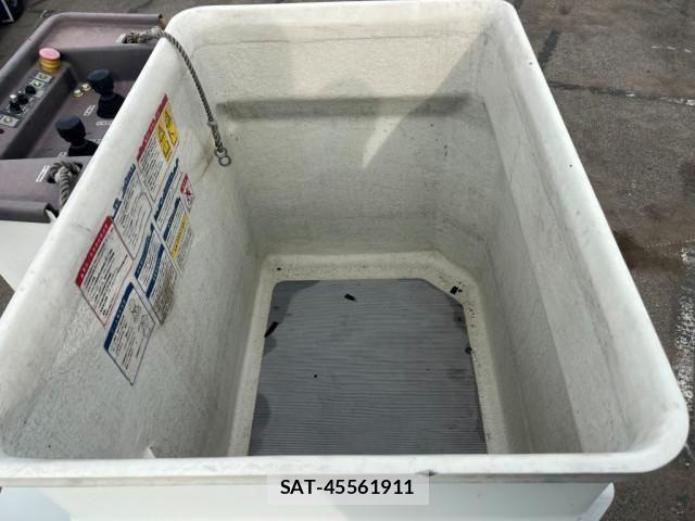 Hino DUTRO 2018-03 8524543-16
