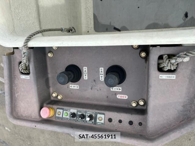 Hino DUTRO 2018-03 8524543-17