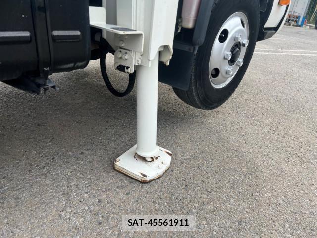 Hino DUTRO 2018-03 8524543-18