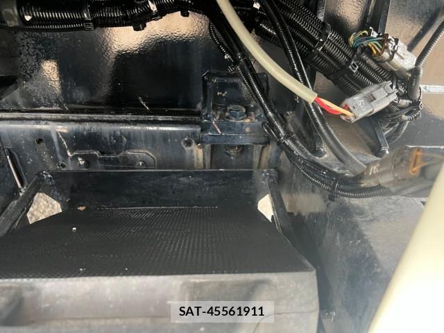 Hino DUTRO 2018-03 8524543-25