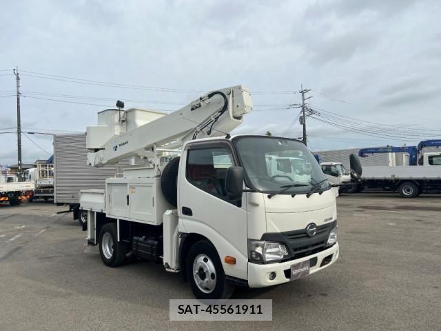Hino DUTRO 2018-03 8524543-3