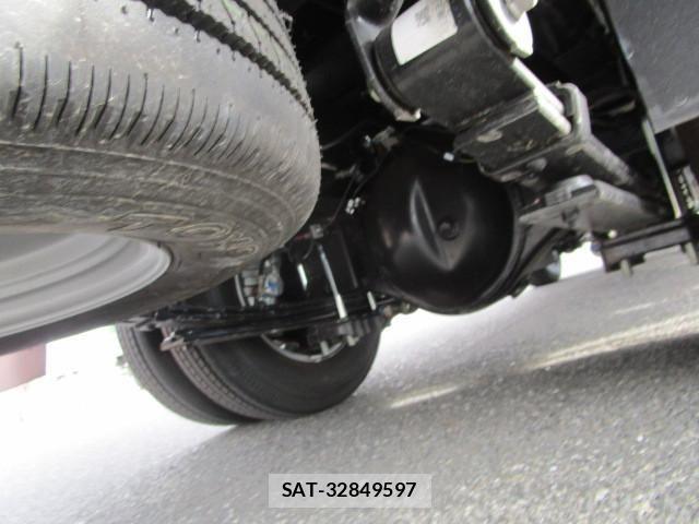 Hino DUTRO 2024-12 8524481-26