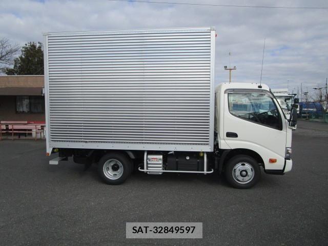 Hino DUTRO 2024-12 8524481-5