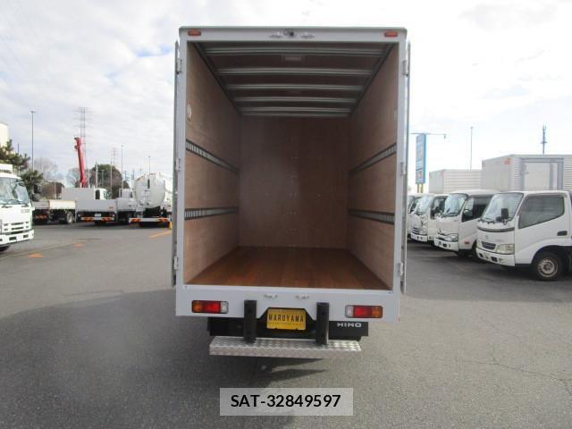 Hino DUTRO 2024-12 8524481-7