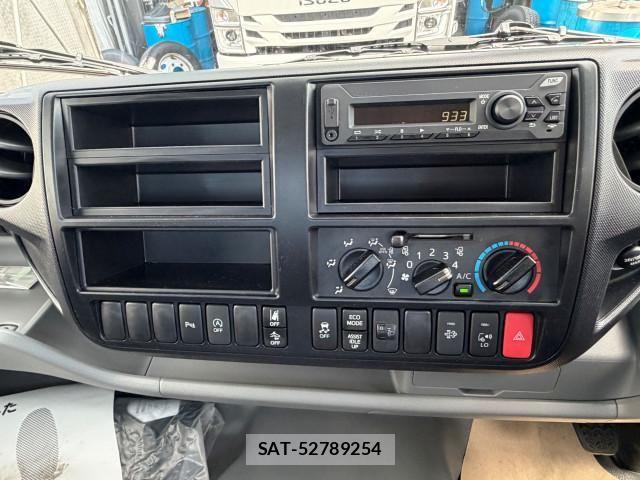 Hino DUTRO 2025-12 8524469-14