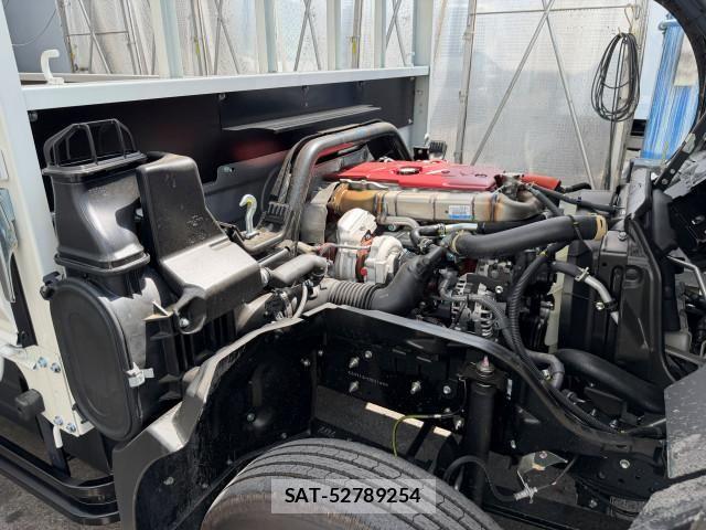 Hino DUTRO 2025-12 8524469-26