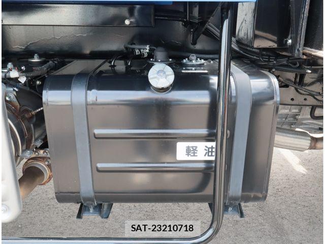 Hino DUTRO 2023-09 8524452-20