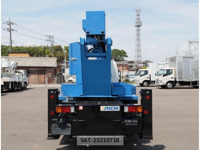 Hino DUTRO 2023-09 8524452-3