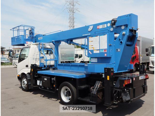 Hino DUTRO 2023-09 8524452-4