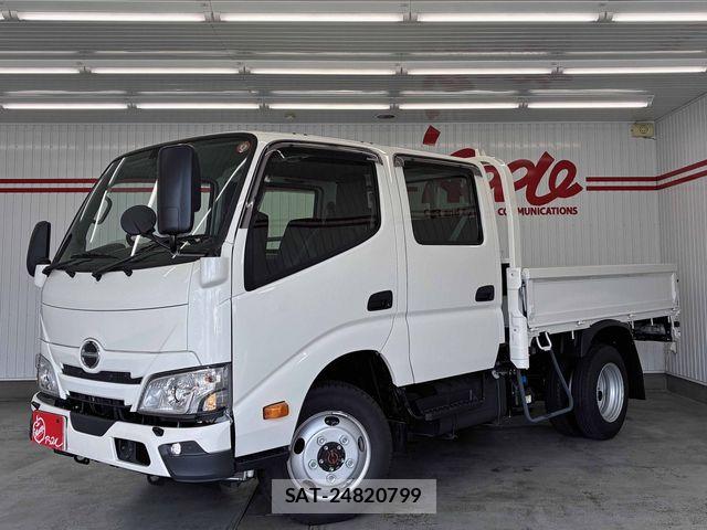 Hino DUTRO 2025-12 8524474-0