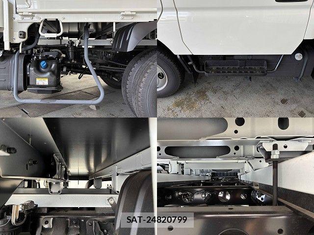 Hino DUTRO 2025-12 8524474-9