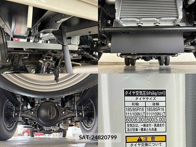 Hino DUTRO 2025-12 8524474-10