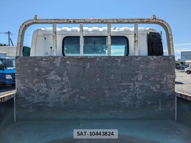 Hino DUTRO 2019-09 8524516-11