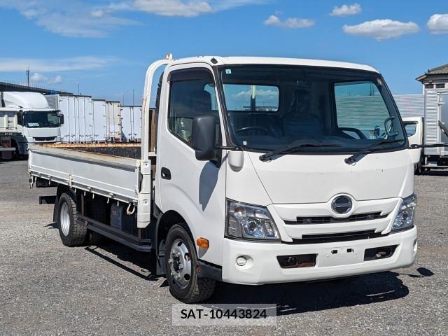 Hino DUTRO 2019-09 8524516-1