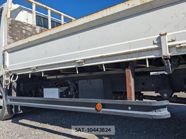 Hino DUTRO 2019-09 8524516-19