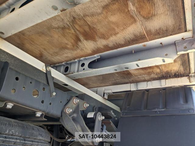 Hino DUTRO 2019-09 8524516-22