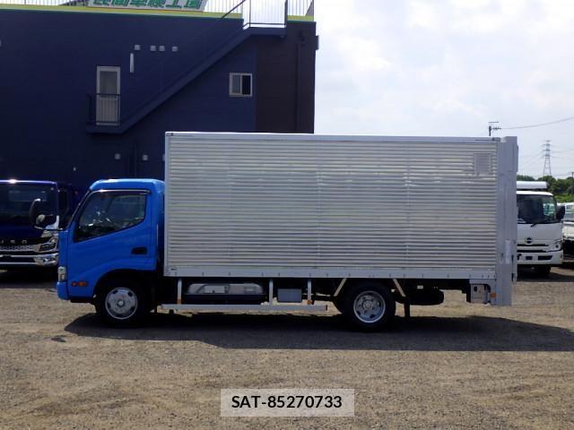 Hino DUTRO 2018-07 8524534-4