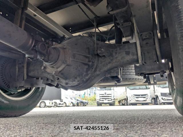 Hino DUTRO 2020-10 8524467-20