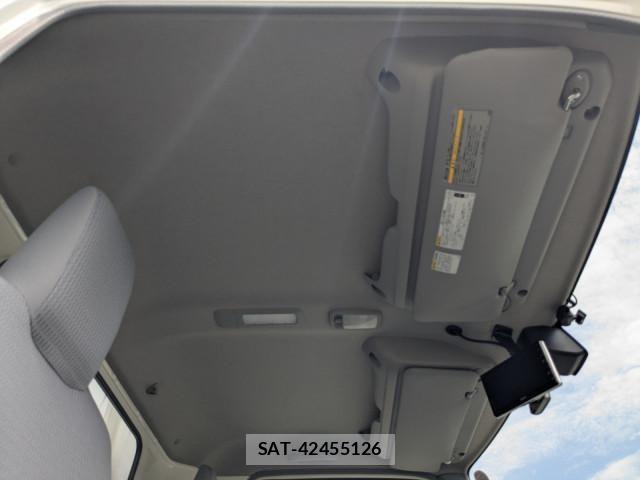Hino DUTRO 2020-10 8524467-23