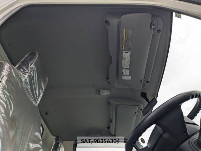 Hino DUTRO 2019-09 8524505-21