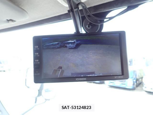 Hino DUTRO 2019-11 8524552-16