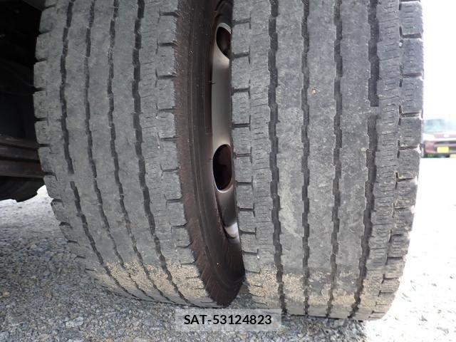 Hino DUTRO 2019-11 8524552-21