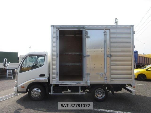 Hino DUTRO 2018-04 8524540-5