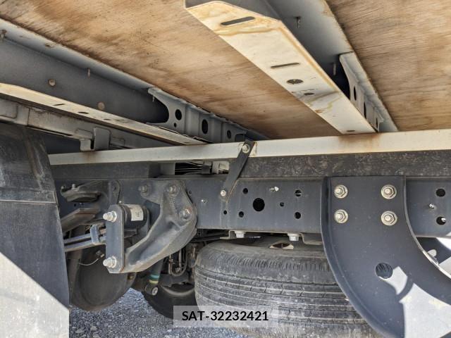 Hino DUTRO 2019-10 8524529-16