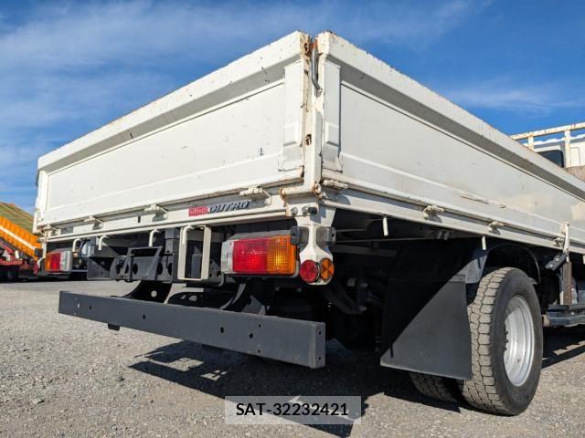 Hino DUTRO 2019-10 8524529-5